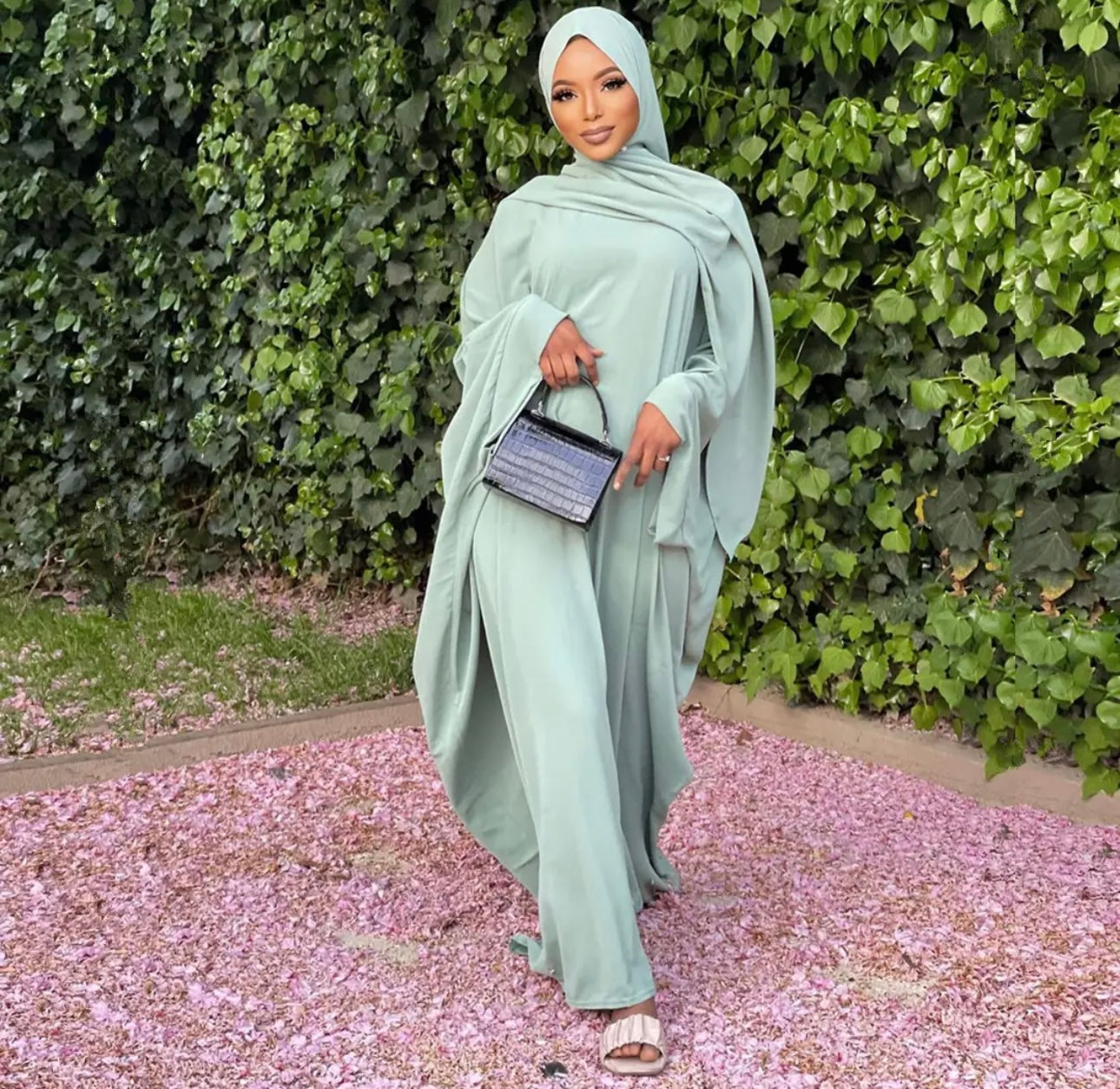 Abaya Signature